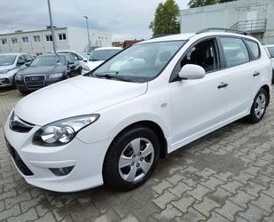 Hyundai Hyundai i30 CW 1.4 +2.HAND+KLIMA+EURO 5+TÜV/NEU Gebrauchtwagen