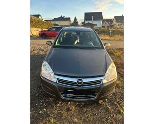 Opel Opel Astra 1.6 Edition Edition Gebrauchtwagen