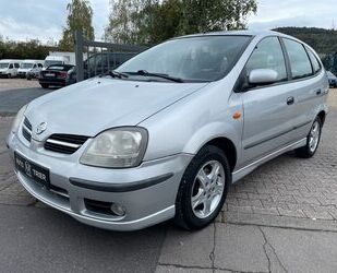 Nissan Nissan Almera 1.8 Tino Acenta SHZ NAVI MFL KAMERA Gebrauchtwagen