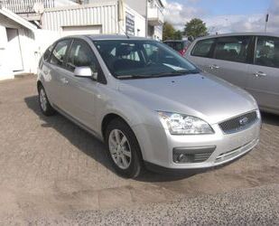 Ford Ford Focus Lim. GhiaErst 50600 km Scheckheftgepfle Gebrauchtwagen