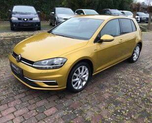 VW Volkswagen Golf VII Lim.*Navi*Sitzhz*Kamera*AHKsch Gebrauchtwagen