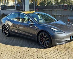 Tesla Tesla Model 3 Performance - Allradantrieb mit Dual Gebrauchtwagen