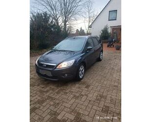 Ford Ford Focus 1,6 Turnier Gebrauchtwagen