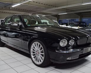 Jaguar Jaguar XJR X350/Schwarz mit beige/Bestzustand Gebrauchtwagen