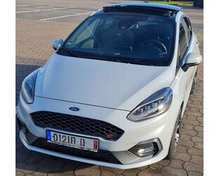 Ford Ford Fiesta 1,5 EcoBoost ST mit Styling-Paket ST . Gebrauchtwagen