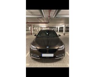 BMW BMW 530d Touring A Luxury Line Luxury Line Gebrauchtwagen