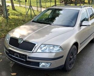 Skoda Skoda Octavia Combi 1.6 Tour Klima Gebrauchtwagen