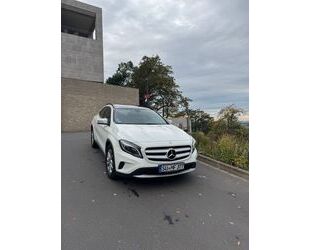 Mercedes-Benz Mercedes-Benz GLA 200 Gebrauchtwagen