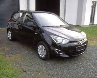 Hyundai Hyundai i20 World Cup Edition/Klima/PDC/Navi/wenig Gebrauchtwagen