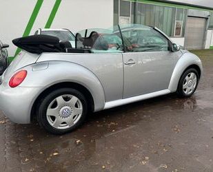 VW Volkswagen New Beetle Cabriolet 1.6 Highline Gebrauchtwagen