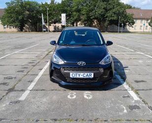 Hyundai Hyundai i10 1.0 Trend*Klima*SHZ*S/S*PDC Gebrauchtwagen