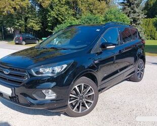 Ford Ford Kuga 2,0 TDCi 4x4 110kW ST-Line ST-Line Gebrauchtwagen