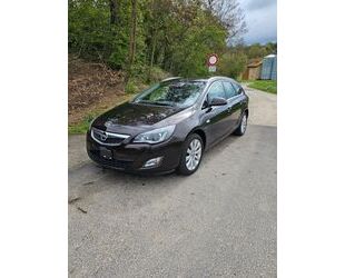 Opel Opel Astra Sports Tourer 1.4 T 150 Jahre Opel 88k. Gebrauchtwagen