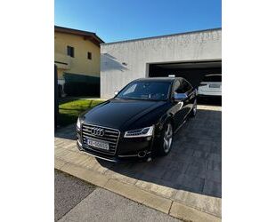 Audi Audi S8 4.0 TFSI Keramik VOLLL 29755NETTO!!! Gebrauchtwagen