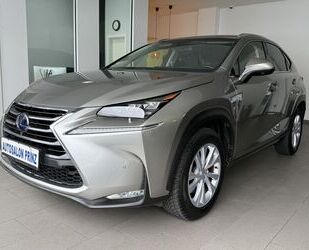 Lexus Lexus NX 300 AUT NAVI PDC KAM GSD LEDER HeadUP 1.H Gebrauchtwagen