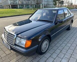 Mercedes-Benz Mercedes-Benz W 124 + 200 E + Automatik + Limousin Gebrauchtwagen