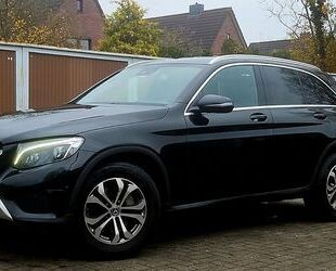 Mercedes-Benz Mercedes-Benz GLC 220 d 4MATIC AMG Line Autom. AMG Gebrauchtwagen