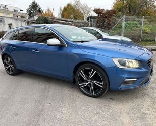 Volvo Volvo V60 Kombi R-DESIGN AWD*KAMERA*STANDHEIZUNG Gebrauchtwagen