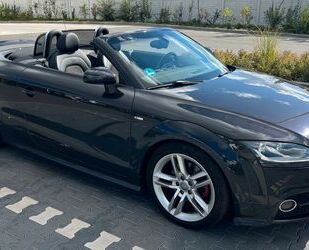 Audi Audi TT Roadster 2.0 TFSI S tronic quattro 3xS-LIN Gebrauchtwagen