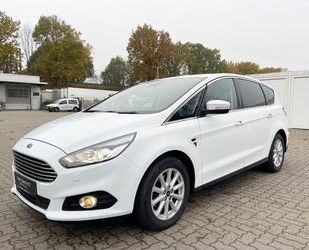 Ford Ford S-Max 2,0 TDCi Titanium*NAVI*AHK*SHZ*TEMPOMAT Gebrauchtwagen