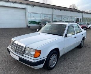 Mercedes-Benz Mercedes-Benz 200 D*OLDTIMER*H-ZULL.SCHIEBEDACH*TÜ Oldtimer