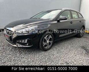 Hyundai Hyundai i30 cw*1.6CRDi* Shz*USB*Tempomat*Bluetooth Gebrauchtwagen