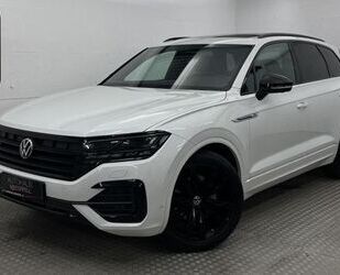 VW Volkswagen Touareg R-Line Black Style 4M PANO+AHK+ Gebrauchtwagen