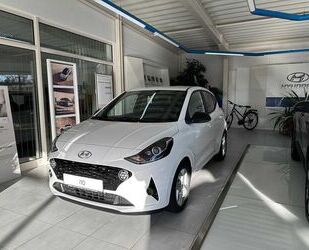 Hyundai Hyundai New i10 5-Türer (4 Sitze) 1.0 Benzin Conne Gebrauchtwagen