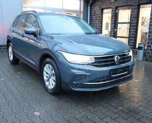 VW Volkswagen Tiguan Life Automatik/AHK/Navi/LED/PDC/ Gebrauchtwagen