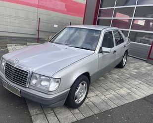 Mercedes-Benz Mercedes-Benz 230 E, W124, Automatic Gebrauchtwagen