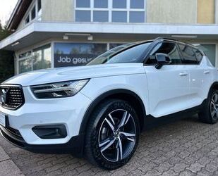 Volvo Volvo XC40 R Design AWD Aut. Navi LED Kamera Panor Gebrauchtwagen