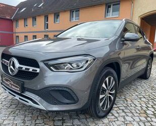 Mercedes-Benz Mercedes-Benz GLA 250 Style Navi LED DAB MBUX Lede Gebrauchtwagen