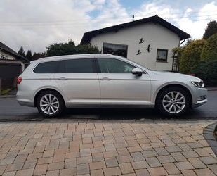 VW Volkswagen Passat Variant 2.0 TDI SCR Highline Var Gebrauchtwagen