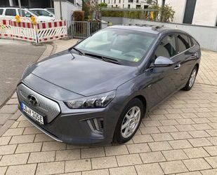 Hyundai Hyundai IONIQ ELEKTRO Style mit Glasschiebedach Gebrauchtwagen