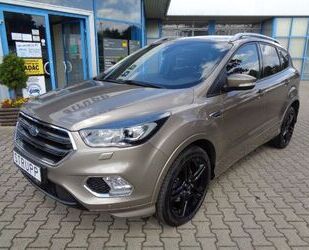 Ford Ford Kuga ST-Line 1,5 Aut/Xenon/Navi/DAB/19Zoll Al Gebrauchtwagen