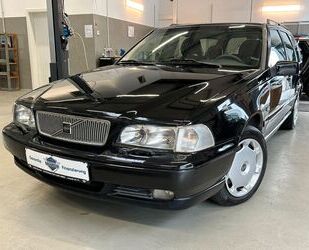 Volvo Volvo V70 2.4 /Klima/SHZ/AHK Gebrauchtwagen