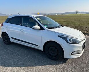 Hyundai Hyundai i20 1.2 62kW Passion Sondermodell Gebrauchtwagen