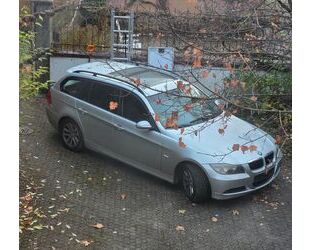 BMW BMW 320i touring - Gebrauchtwagen