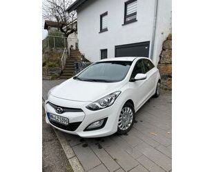 Hyundai Hyundai i30 FIFA World Cup Ed. 2014 RFK PDC SHZ N Gebrauchtwagen