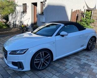 Audi Audi TT 40 TFSI S tronic Roadster Matrix 3 x s-lin Gebrauchtwagen