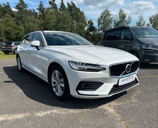 Volvo Volvo V60 B4 Core AHK|ACC|4xSHZ|LED|Kamera|NAVI Fr Gebrauchtwagen