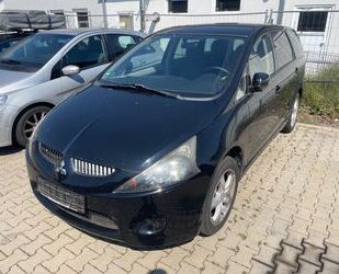 Mitsubishi Mitsubishi Grandis 2.4 Intense Auto 6-Sitzer Inten Gebrauchtwagen