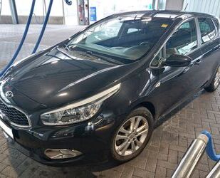 Kia Kia ceed / Ceed 1.4 CVVT FIFA World Cup Edition... Gebrauchtwagen