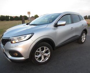 Renault Renault Kadjar TCe 140 GPF Panodach Teilleder ALU Gebrauchtwagen