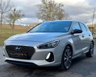 Hyundai Hyundai i30 Intro LED|SPUR|R.KAM|CARPLAY|L.RADHEIZ Gebrauchtwagen