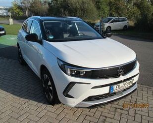 Opel Opel Grandland (X) 1.6 Hybrid4 Ultimate Auto Ultim Gebrauchtwagen