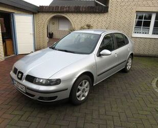 Seat Seat Leon 1,8 20V Automatik; 4 Türig, Farbe silb Gebrauchtwagen