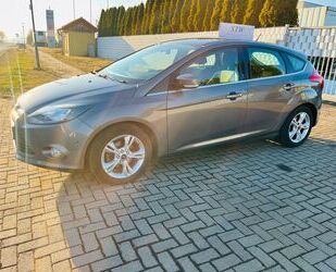 Ford Ford Focus Lim. Champions Edition Gebrauchtwagen