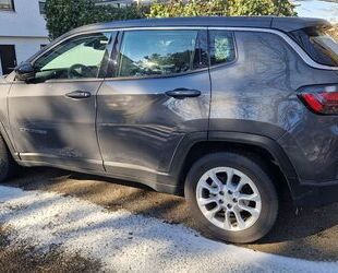 Jeep Jeep Compass 1.5l GSE T4 48V e-Hybr High Altitude. Gebrauchtwagen