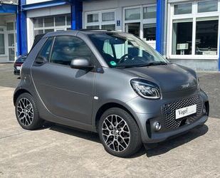 Smart Smart ForTwo cabrio EQ LEDER/NAVI/22KW/BRABUS 1.Hd Gebrauchtwagen